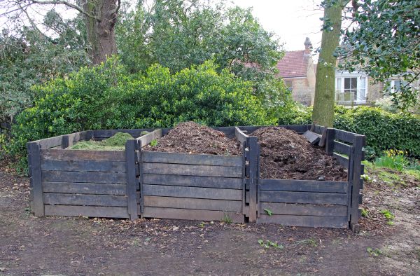 Compost Delivery Service in Elk Grove