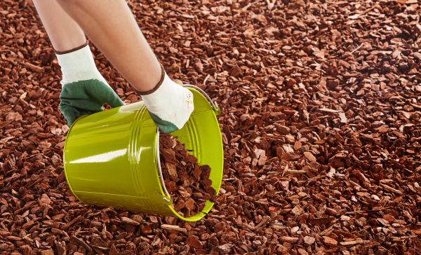 Wood Chip Landscaping in Elk Grove